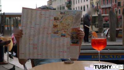 Olivia On A Sexy Scavenger Hunt - videomanysex.com