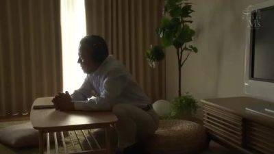 07225,A woman who is fucked and writhes in agony - hotmovs.com