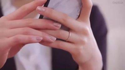 07726,A bitch is fully exposed during sex! - hclips.com - Japan