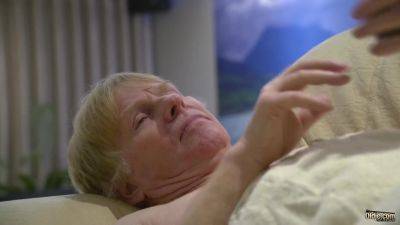 Making Love To My Sweet Old Husband - hclips.com