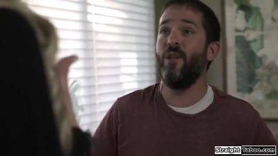 Haley Reed - Roc Khard And Haley Reed In Blonde Teams Up To Seduce A Businessman - upornia.com