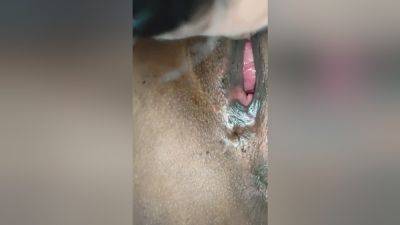 Eating Pusssy - desi-porntube.com - India