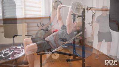 Fitness Enthusiast's Hardcore Workout - PornWorld - hotmovs.com