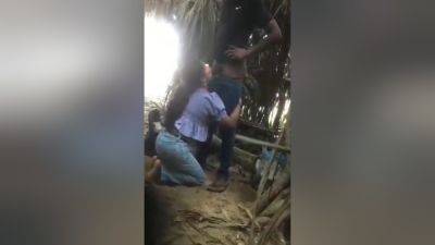 Sri Lankan Cople - hclips.com - Sri Lanka