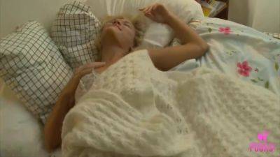 Remi Calms Down Her Sexual Needs By Using Two Sex Toys! - upornia.com