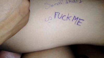 Hot Bhabi Boyfriend Ki Gift Se Chudai Keya - desi-porntube.com - India