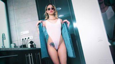 Toni Maria Naughty Fashionista - upornia.com