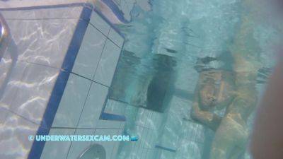 Are They Just Friends Or Lesbians? - hclips.com