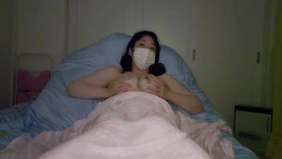 A Married Woman Masturbates Because Shes Horny Before Going To Bed - upornia.com