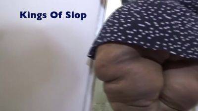Sloppy Ssbbw Up The Skirt - Pov - upornia.com