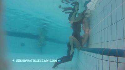 Mr Giant Cock Looking For A Big Hole - hclips.com