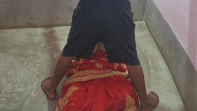 Indian Newly Married Sexy Housewife Suhaagraat Video - desi-porntube.com - India