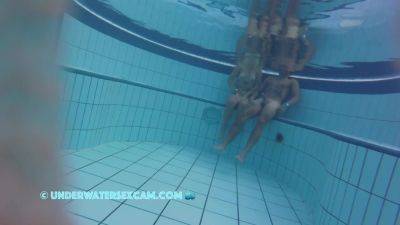 They Look For An Unobserved Place For Fucking - hclips.com