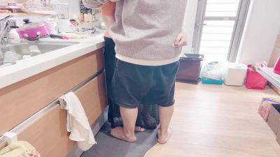 Estrus In The Kitchen - upornia.com - Japan