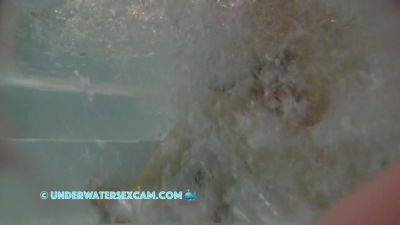 A Few Air Bubbles Find Their Way Up Between The Crack Of Her Ass - hclips.com