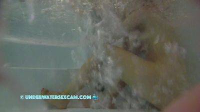 A Few Air Bubbles Find Their Way Up Between The Crack Of Her Ass - hclips.com