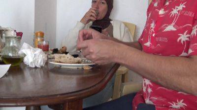 Kinky Turkish Stepmom Drinks Stepsons Cum For Breakfast - hotmovs.com - Turkey