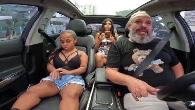 Jean Shorts - Anãzinha do Mau Goes Wild: Uncovered in Car and Roving São Paulo Streets - veryfreeporn.com - Brazil