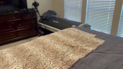 Hotwife And Bull Falling In Love - upornia.com