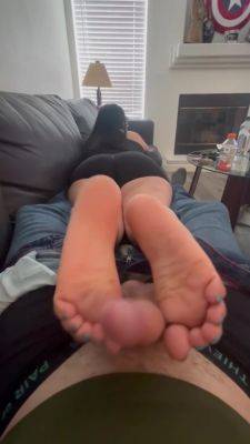 Pov Solejob With Cum On Soles - upornia.com