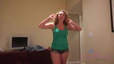 Virtual Vacation In Hawaii With Brooke Wylde Part 1 - hotmovs.com - Usa