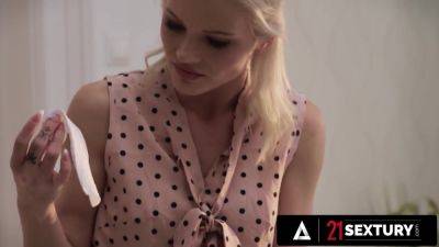 21 SEXTURY - Naughty Blonde Zazie Skymm Fucks With Her Coworker After Peeing On Herself - hotmovs.com