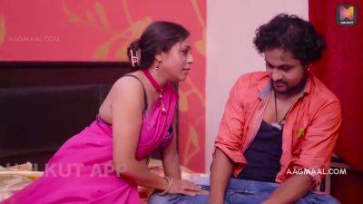 Indian Juicy Stepmommy Hot Sex Video - desi-porntube.com - India