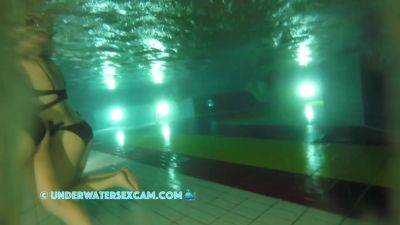 Wo Beautiful Young Teen Girls In Bikini - hclips.com