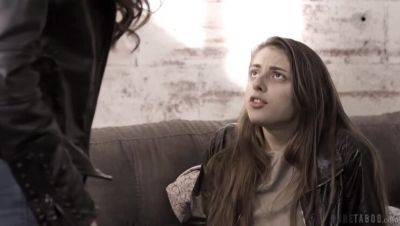 Gia Derza - Evelyn Claire - Gia Derza & Evelyn Claire in Let Me Assist You! - veryfreeporn.com