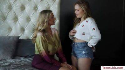 Julia Ann - Anna Claire Clouds - Stepmother Julia Ann Can't Resist Anna Claire Clouds' Alluring Pussy - xxxfiles.com