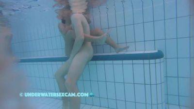 18 Year Old Gets Horny Because She Is Nude - hclips.com