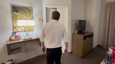 Cat Jewel Venus Caught By Homeowner And Gives Up Her Tight Ass To Stay Out Of Jail - hotmovs.com - Usa