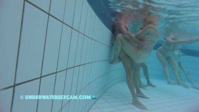 This Experienced Couple Knows Exactly How To Fuck Underwater - hclips.com