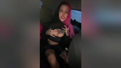 Anna Batman - Girls Mad Surpris For Guy On Boat Roxi Lips - desi-porntube.com - India