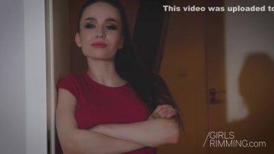 Alessa Savage - Alessa Savage In Does And Gets A Rimjob - upornia.com