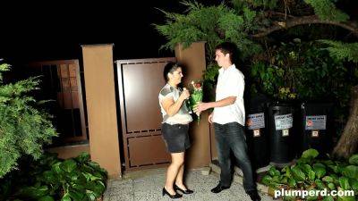 BBW Learns how to use a Cock Pump! by Plumperd - txxx.com