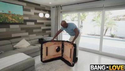 Jessie Rogers - Crave Anal Pleasure with Jessie Rogers & Sheem the Dream - porntry.com