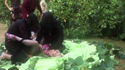 Cindy Behr - Angel Long - Group Party With And Are Milfs With - Angel Long And Cindy Behr - txxx.com