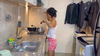 My Shy Stepsister Wants To Fuck For The First Time In The Kitchen And I Give Her Sex Of Her Life - hclips.com - Colombia