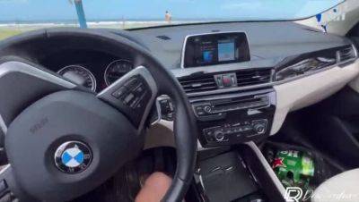 My husband let me walk on the beach, but I found a well-endowed man for a raunchy rendezvous in a secluded booth - xxxfiles.com