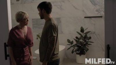 Dee Williams - Nade Nasty - Busty Step-Mom Can't Resist Her Step-Son, Despite the Guilt - veryfreeporn.com