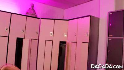 DaCada gives him the workout of his life - hotmovs.com