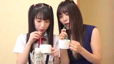 08624,Woman writhing in lewd play - hclips.com - Japan