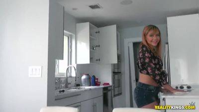 Kimber Lee - Street Blowing Cock - Ejaculant Hunger 1 - videomanysex.com