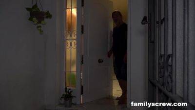 WTF?! I Just Stand Around While Others Fuck my Girlfriend! at FamilyScrew - hotmovs.com