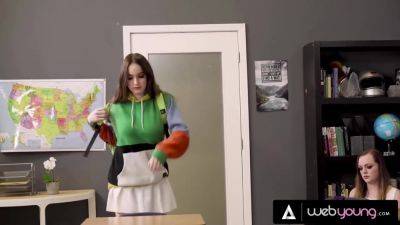 Horny 18yo Students 18+ Fuck In A - videomanysex.com