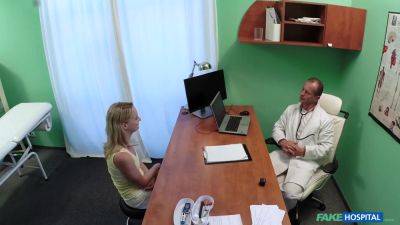 Cute Patient Fornicateed Hard By Doc - videomanysex.com