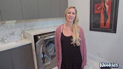 Nookies Hot Housewife Sydney Paige - hotmovs.com