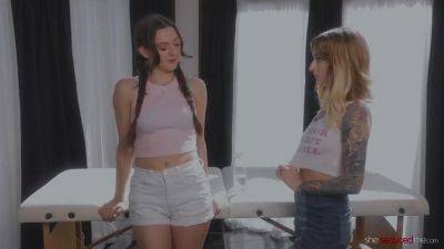 Serene Hill - Lesbian Massage Class With Del Ray, Lysagna Delray And Serena Hill - upornia.com