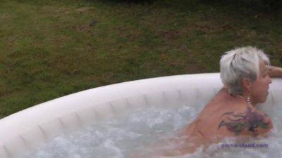 Whirl pool orgasmus - hotmovs.com - Germany